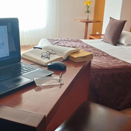 Hotel Milan Duitama Bagian luar foto